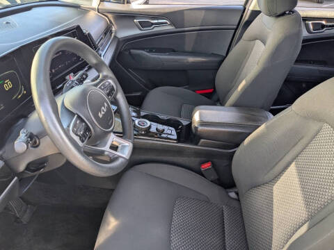 2023 Kia Sportage Hybrid LX