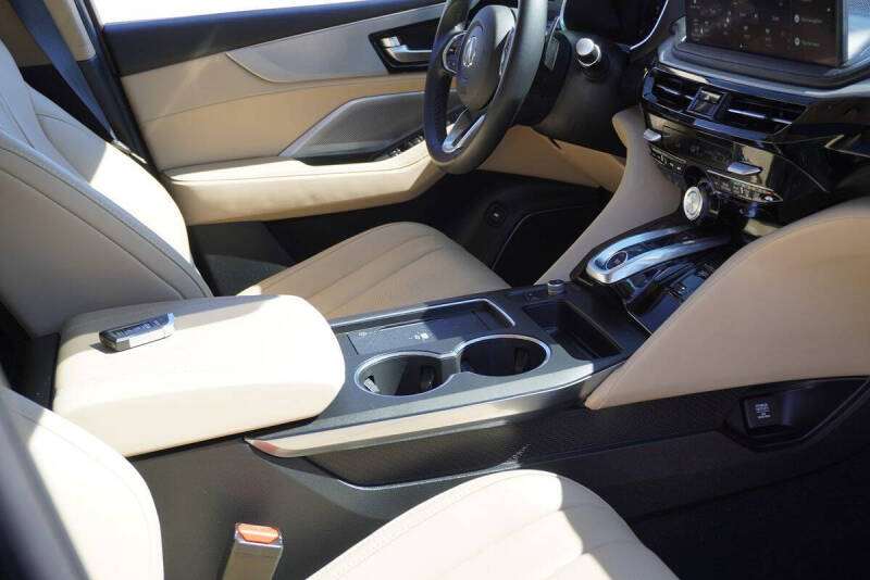 2025 Acura MDX w/Tech