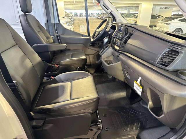 2025 Ford Transit 150