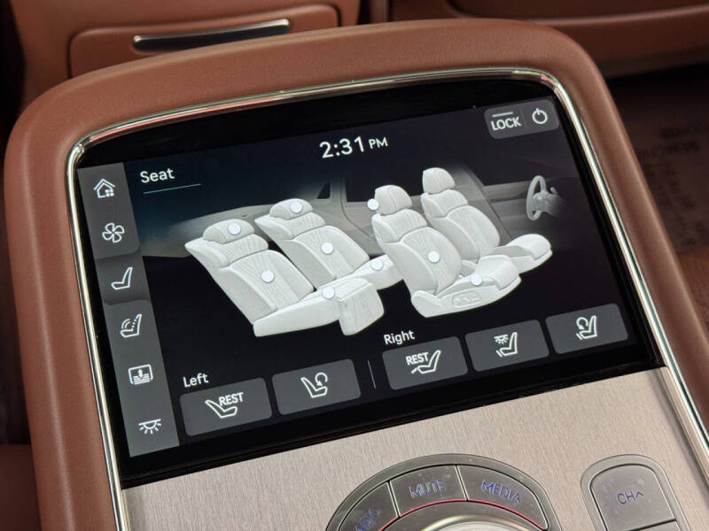 2024 Genesis G90 3.5T e-Supercharger