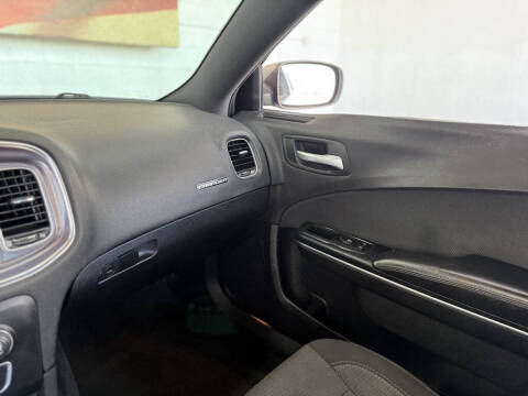 2015 Dodge Charger SE