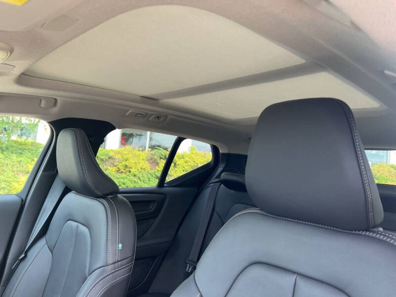 2026 Volvo XC40 B5 Core