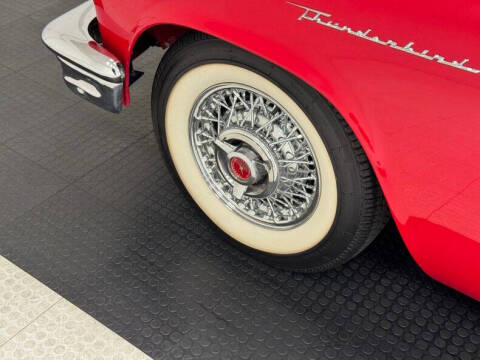 1957 Ford Thunderbird