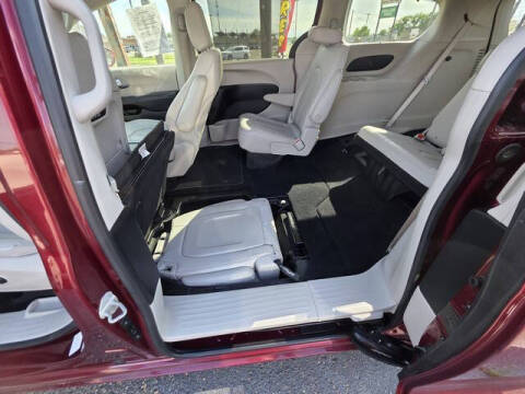 2021 Chrysler Pacifica Touring L