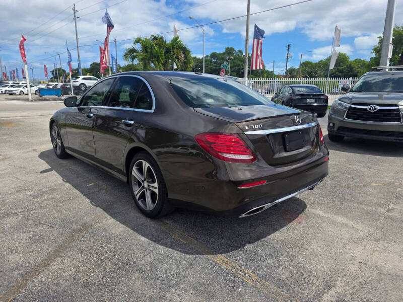 2017 Mercedes-Benz E-Class E 300