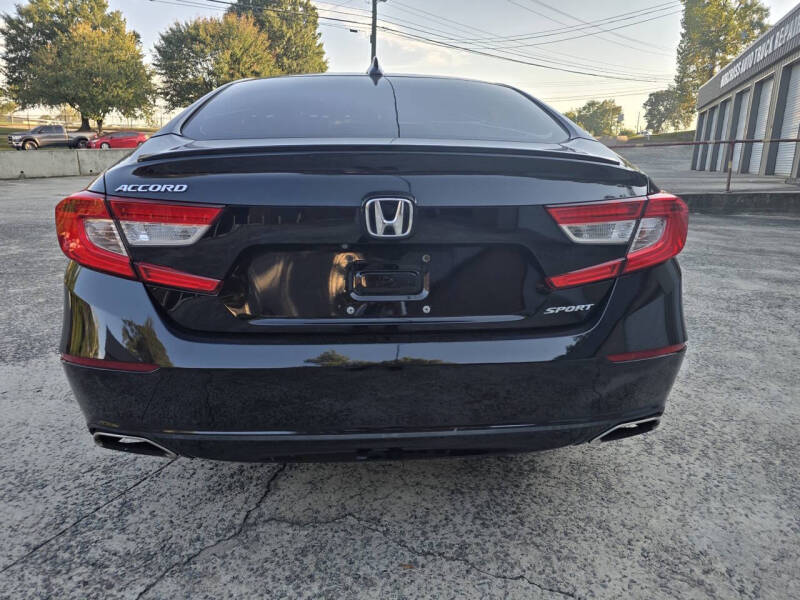 2018 Honda Accord Sport photo 6