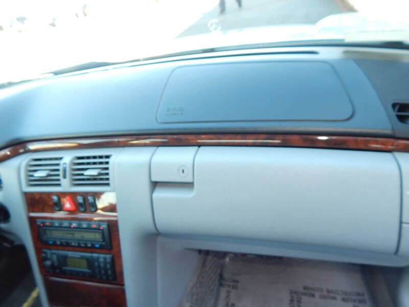 1999 Mercedes-Benz E-Class E 320