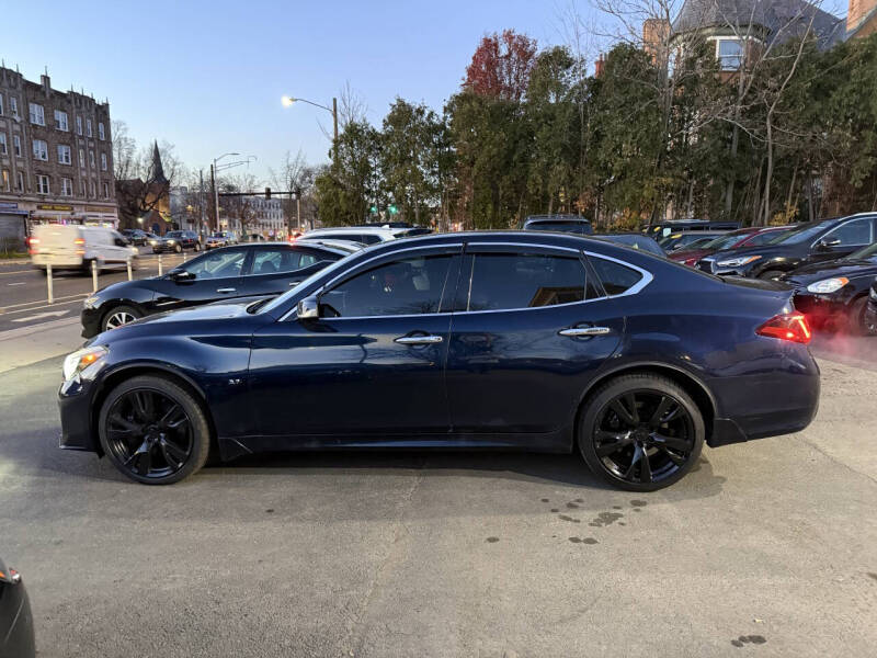 2015 Infiniti Q70 3.7