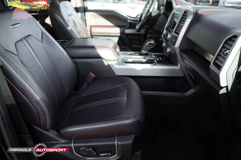 2017 Ford F-150 Platinum