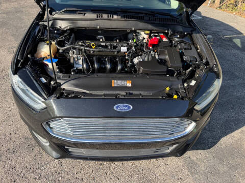 2014 Ford Fusion SE