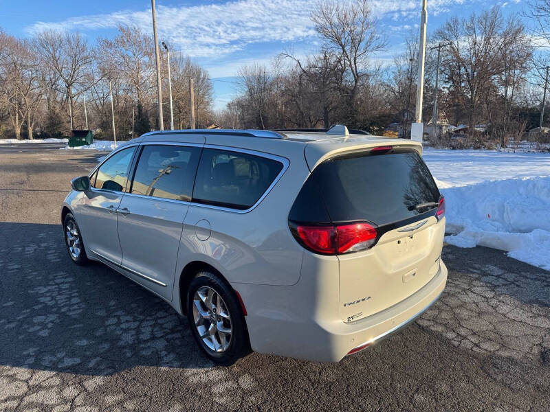 2017 Chrysler Pacifica Limited
