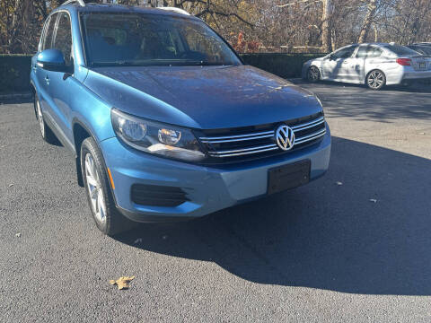 2017 Volkswagen Tiguan 2.0T Wolfsburg Edition 4Motion