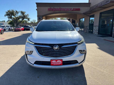 2022 Buick Enclave Essence