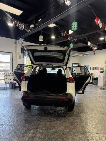 2023 Toyota RAV4 Hybrid XLE