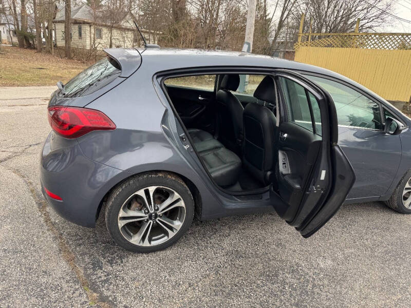 2016 Kia Forte5 EX