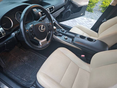 2015 Lexus IS 250