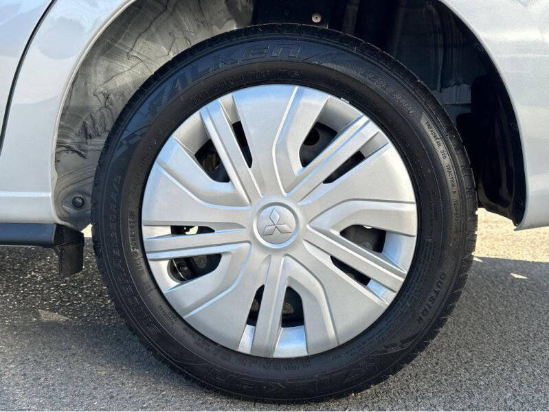 2024 Mitsubishi Mirage G4 LE