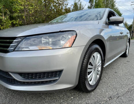 2014 Volkswagen Passat 1.8T S PZEV