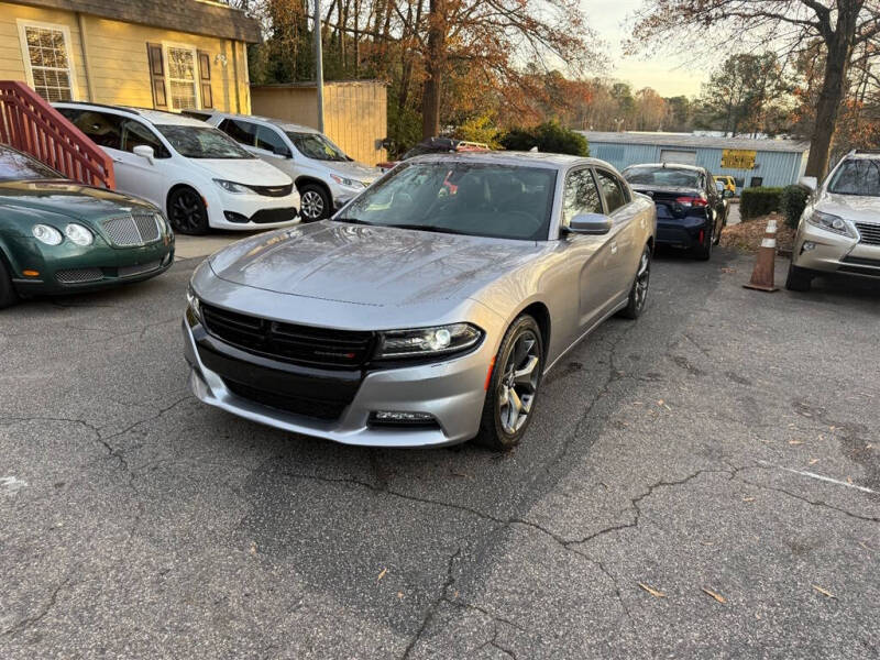 2015 Dodge Charger SXT photo 4