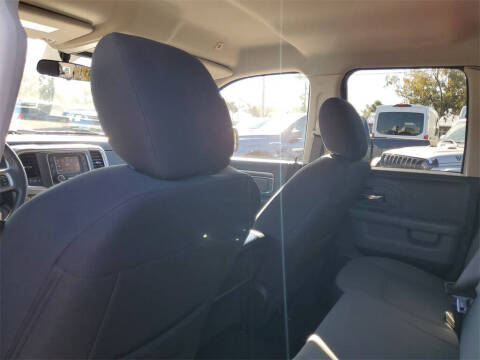 2024 RAM 1500 Classic SLT