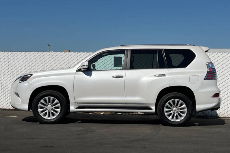 2023 Lexus GX 460