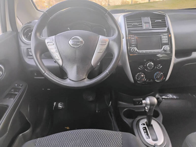 2017 Nissan Versa Note SV