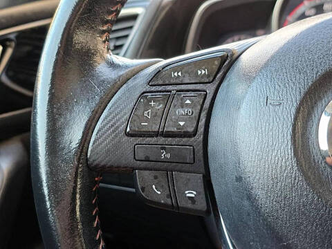 2015 Mazda MAZDA3 i Grand Touring