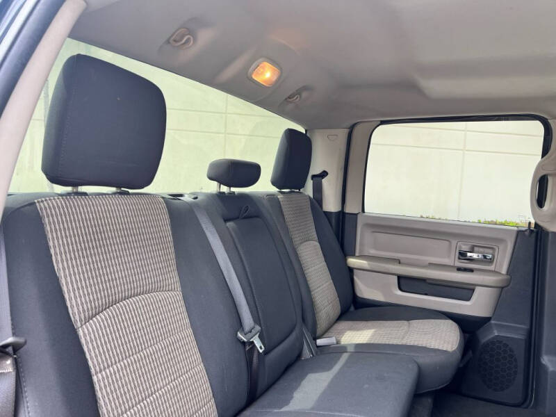 2012 RAM 1500 SLT