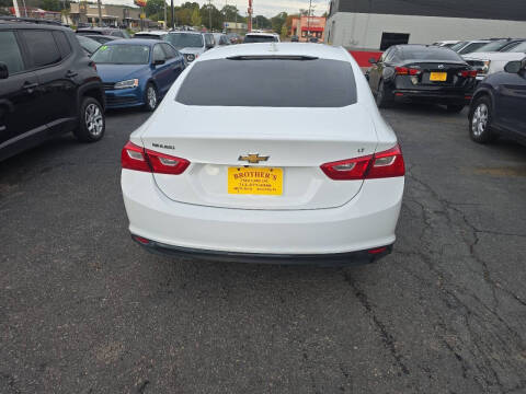 2017 Chevrolet Malibu LT