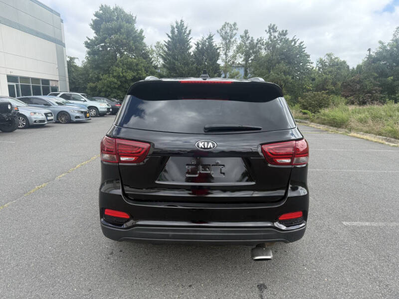 2019 Kia Sorento LX