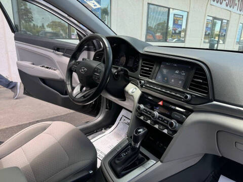 2020 Hyundai Elantra