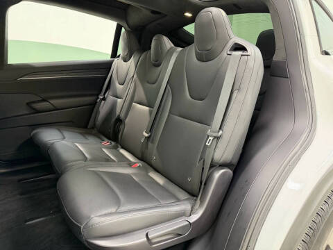 2023 Tesla Model X Standard Range