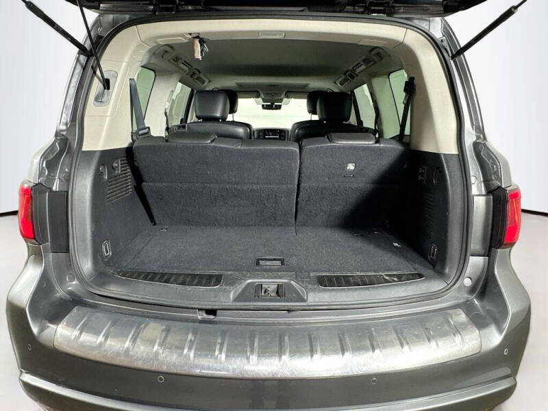 2021 Infiniti QX80 Luxe