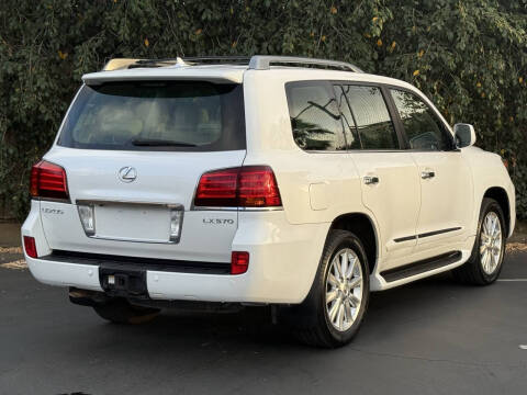 2008 Lexus LX 570