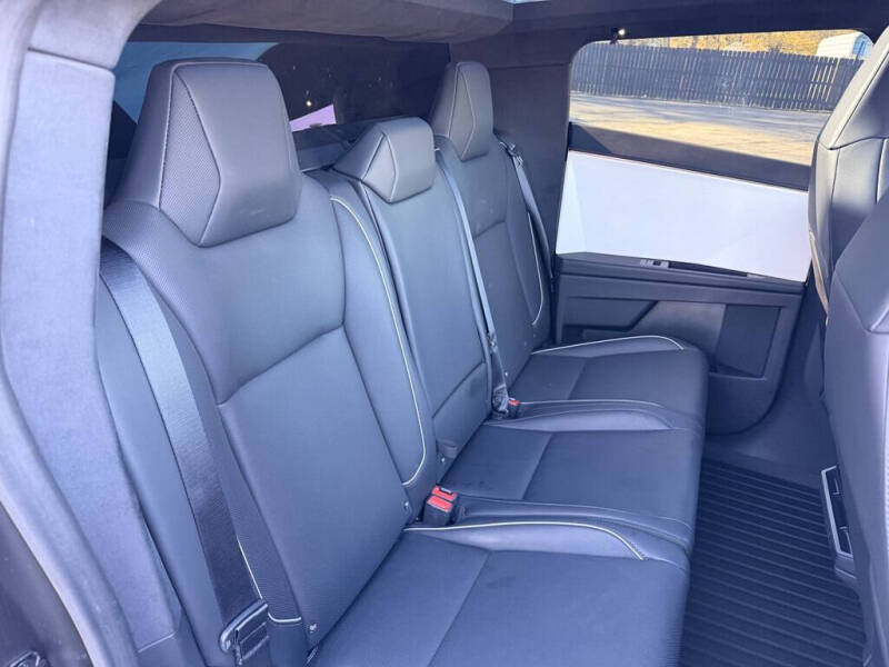 2024 Tesla Cybertruck