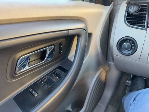 2012 Ford Taurus SEL