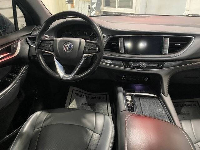 2024 Buick Enclave Essence