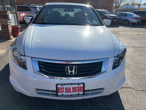 2008 Honda Accord for sale at Best Deal Motors in Saint Charles MO