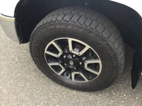 2018 Toyota Tundra SR5