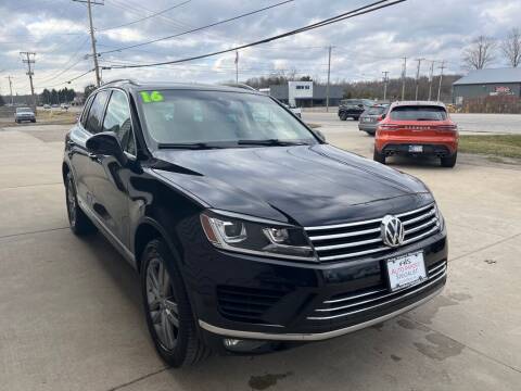 2016 Volkswagen Touareg for sale at Auto Import Specialist LLC in South Bend IN