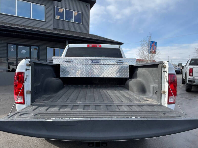 2011 RAM 1500 ST