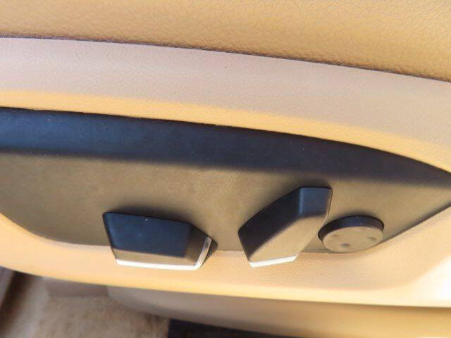 2015 BMW 5 Series 528i