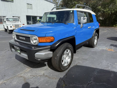 2007 Toyota FJ Cruiser for sale at Tri Town Motors in Marion MA