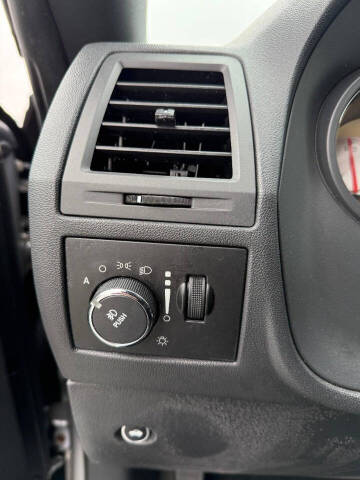 2013 Dodge Challenger SXT Plus