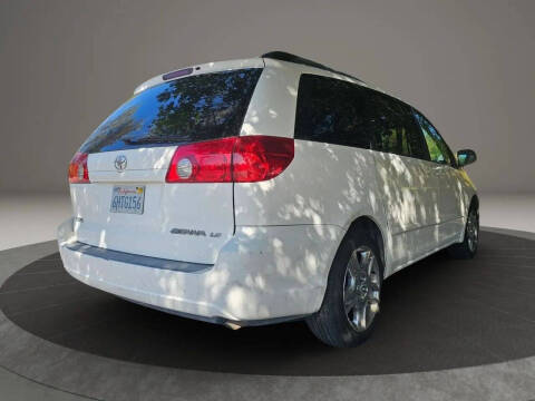 2006 Toyota Sienna