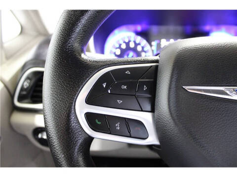 2021 Chrysler Voyager LXi