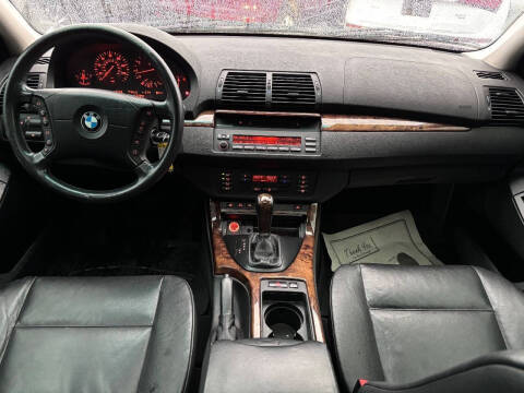 2003 BMW X5 3.0i