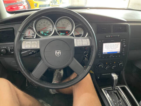 2005 Dodge Magnum RT