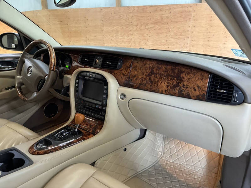 2005 Jaguar XJ-Series
