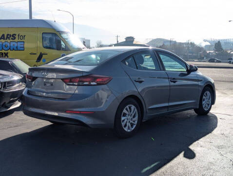 2018 Hyundai Elantra
